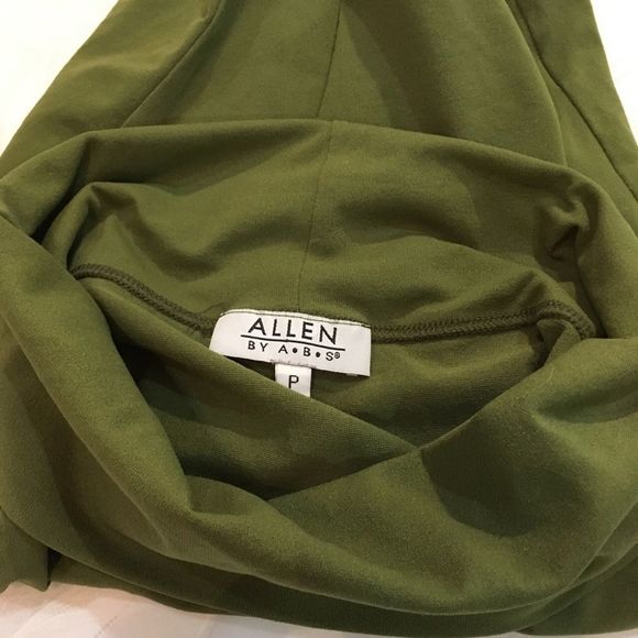 Vintage Allen By ABS Sleeveless Turtleneck - Picture 2 of 5